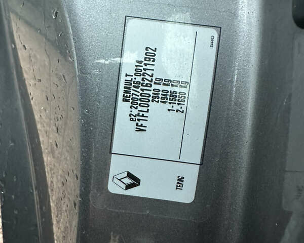 Серый Рено Трафик, объемом двигателя 1.6 л и пробегом 195 тыс. км за 17500 $, фото 27 на Automoto.ua