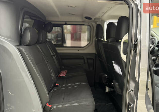 Серый Рено Трафик, объемом двигателя 1.6 л и пробегом 231 тыс. км за 16950 $, фото 25 на Automoto.ua