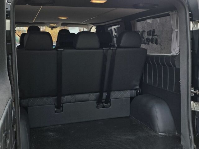 Серый Рено Трафик, объемом двигателя 1.6 л и пробегом 225 тыс. км за 24372 $, фото 5 на Automoto.ua