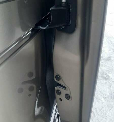 Сірий Рено Трафік, об'ємом двигуна 1.6 л та пробігом 237 тис. км за 19300 $, фото 43 на Automoto.ua