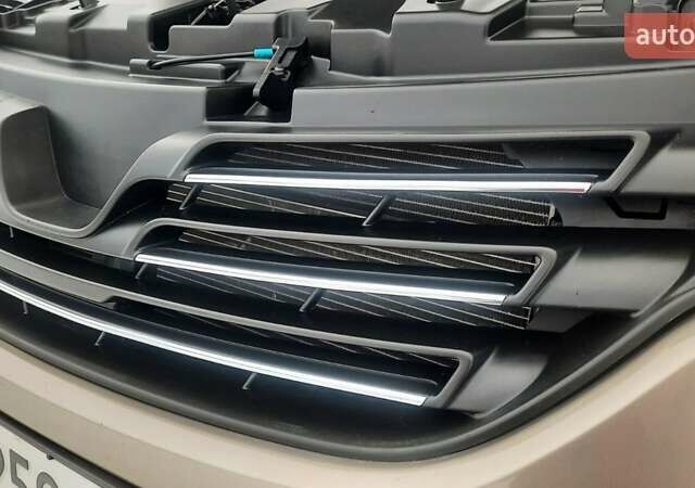 Сірий Рено Трафік, об'ємом двигуна 1.6 л та пробігом 237 тис. км за 19300 $, фото 73 на Automoto.ua