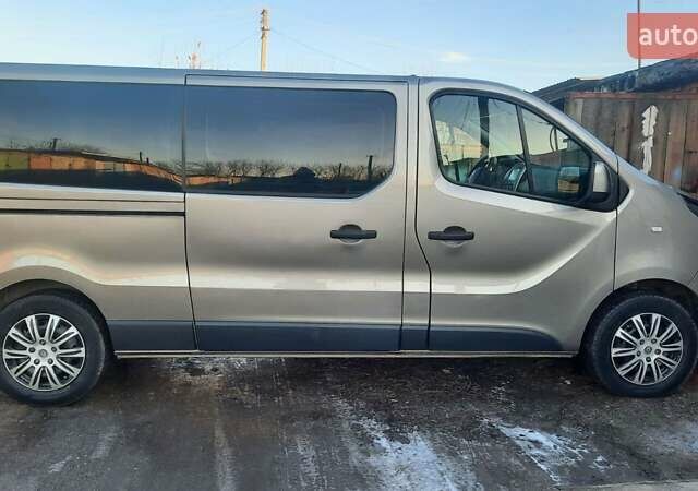 Сірий Рено Трафік, об'ємом двигуна 1.6 л та пробігом 237 тис. км за 19300 $, фото 3 на Automoto.ua