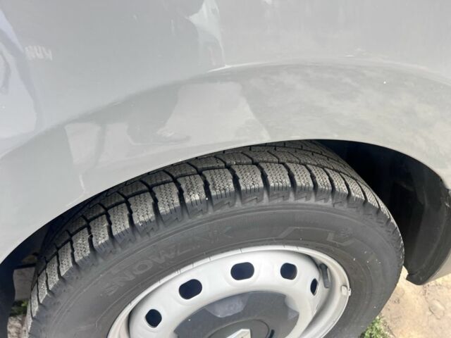 Серый Рено Трафик, объемом двигателя 1.6 л и пробегом 204 тыс. км за 16900 $, фото 8 на Automoto.ua