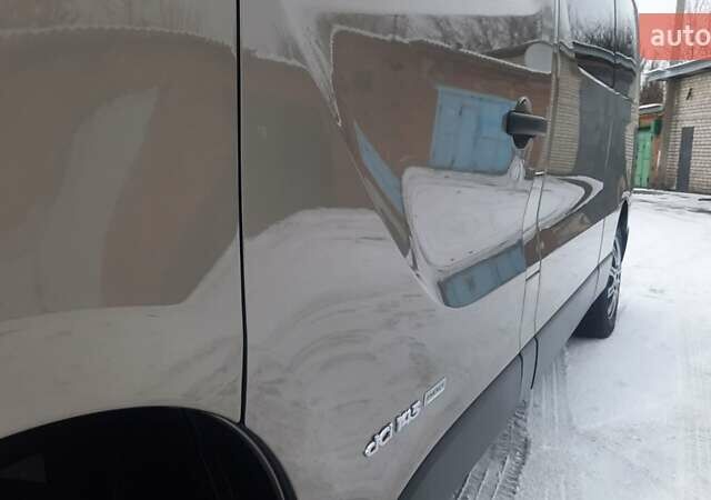 Сірий Рено Трафік, об'ємом двигуна 1.6 л та пробігом 237 тис. км за 19300 $, фото 6 на Automoto.ua