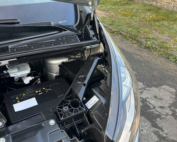 Серый Рено Трафик, объемом двигателя 1.6 л и пробегом 167 тыс. км за 18500 $, фото 36 на Automoto.ua