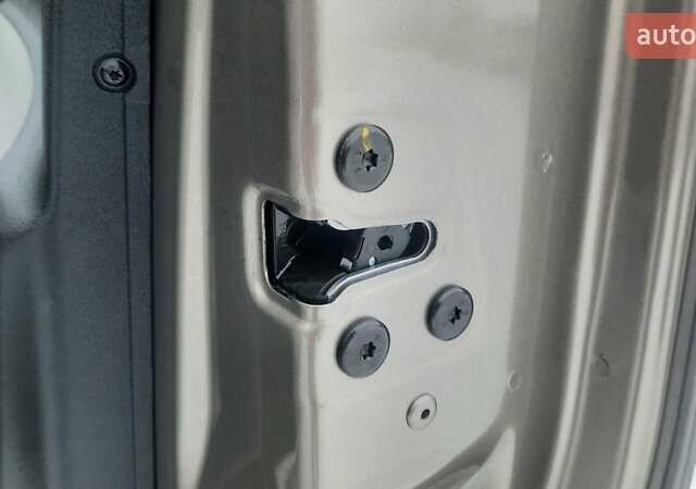 Сірий Рено Трафік, об'ємом двигуна 1.6 л та пробігом 237 тис. км за 19300 $, фото 34 на Automoto.ua