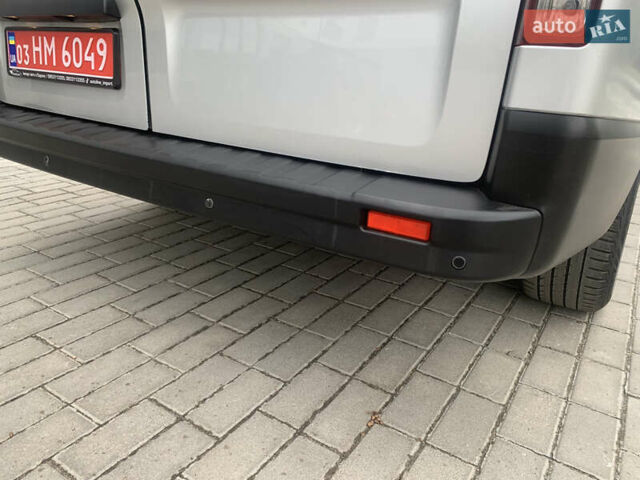 Серый Рено Трафик, объемом двигателя 1.6 л и пробегом 248 тыс. км за 16950 $, фото 8 на Automoto.ua