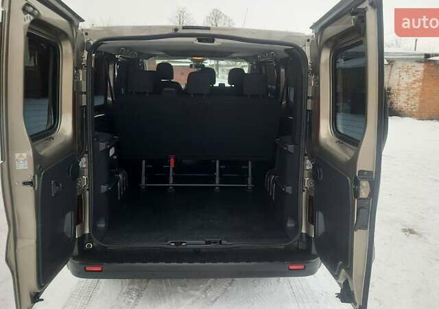 Сірий Рено Трафік, об'ємом двигуна 1.6 л та пробігом 237 тис. км за 19300 $, фото 44 на Automoto.ua