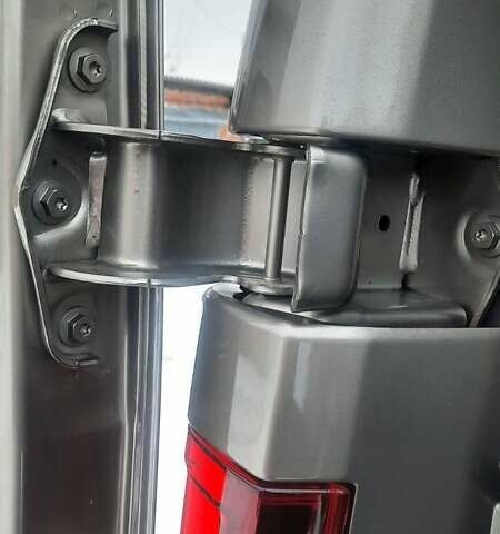 Сірий Рено Трафік, об'ємом двигуна 1.6 л та пробігом 237 тис. км за 19300 $, фото 50 на Automoto.ua