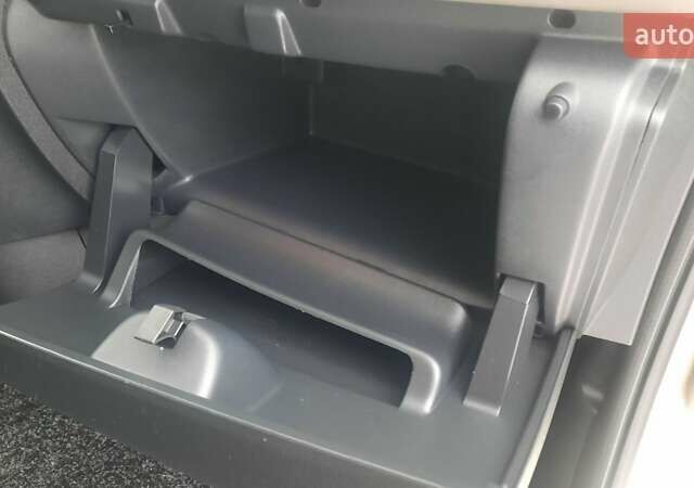 Сірий Рено Трафік, об'ємом двигуна 1.6 л та пробігом 237 тис. км за 19300 $, фото 30 на Automoto.ua