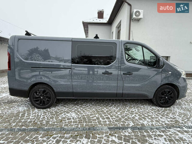 Сірий Рено Трафік, об'ємом двигуна 2 л та пробігом 199 тис. км за 29900 $, фото 123 на Automoto.ua