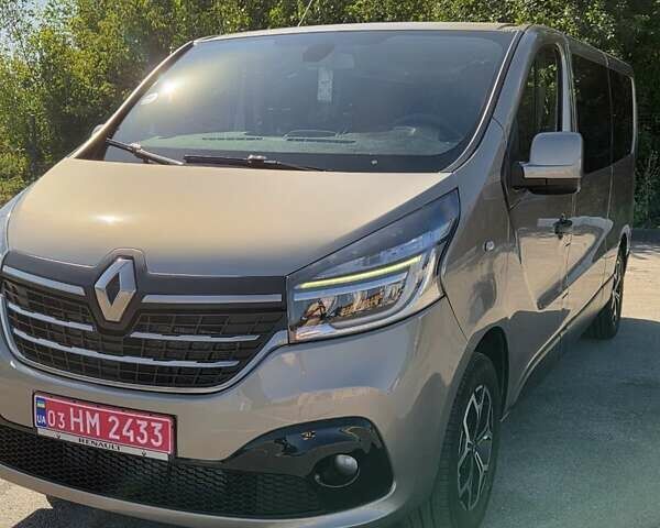 Сірий Рено Трафік, об'ємом двигуна 2 л та пробігом 221 тис. км за 23800 $, фото 47 на Automoto.ua