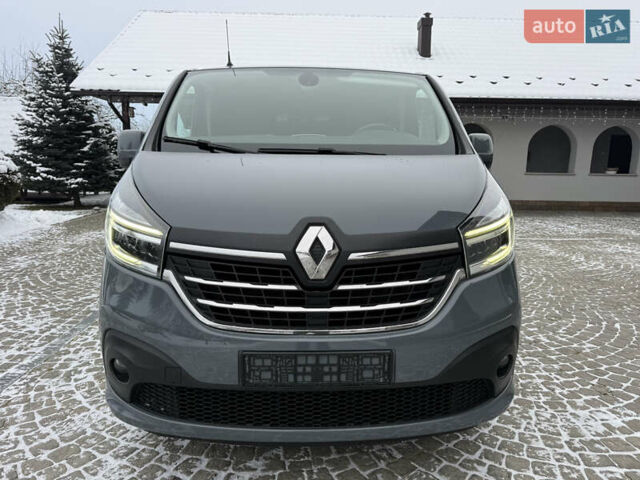 Сірий Рено Трафік, об'ємом двигуна 2 л та пробігом 199 тис. км за 29900 $, фото 129 на Automoto.ua
