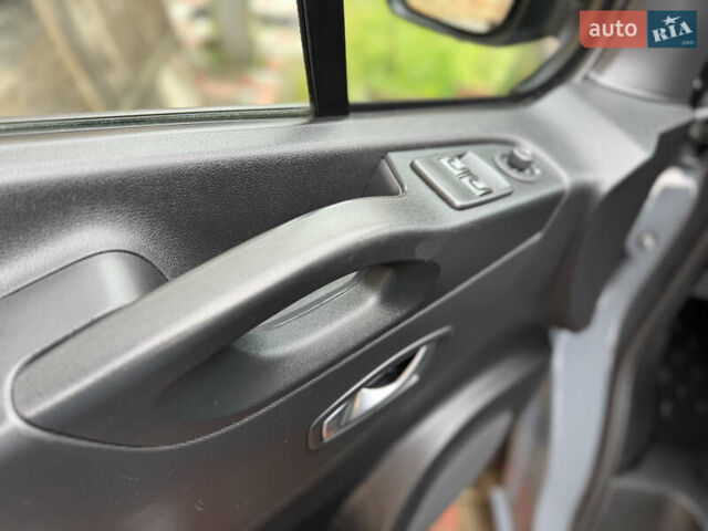 Серый Рено Трафик, объемом двигателя 2 л и пробегом 209 тыс. км за 21800 $, фото 55 на Automoto.ua