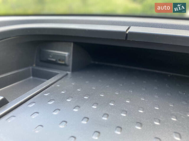 Серый Рено Трафик, объемом двигателя 2 л и пробегом 245 тыс. км за 17500 $, фото 29 на Automoto.ua