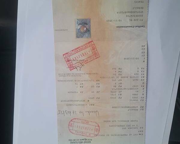 Серый Рено Трафик, объемом двигателя 2 л и пробегом 168 тыс. км за 17800 $, фото 8 на Automoto.ua