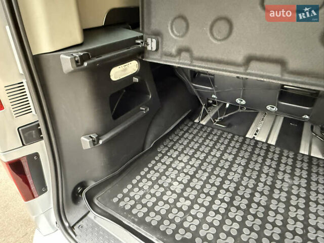 Сірий Рено Трафік, об'ємом двигуна 2 л та пробігом 135 тис. км за 34800 $, фото 102 на Automoto.ua