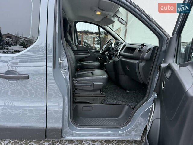 Сірий Рено Трафік, об'ємом двигуна 2 л та пробігом 199 тис. км за 29900 $, фото 118 на Automoto.ua