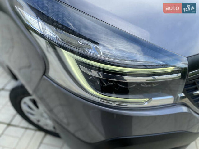 Серый Рено Трафик, объемом двигателя 2 л и пробегом 245 тыс. км за 17500 $, фото 20 на Automoto.ua