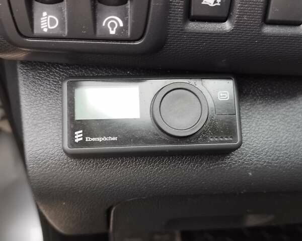 Серый Рено Трафик, объемом двигателя 2 л и пробегом 212 тыс. км за 16300 $, фото 4 на Automoto.ua