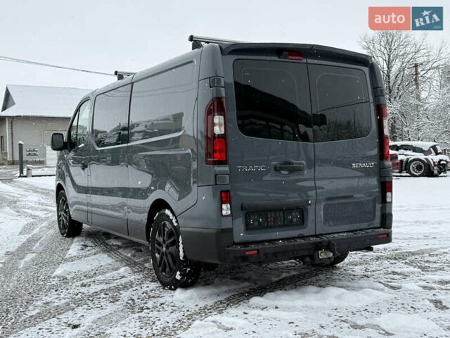 Сірий Рено Трафік, об'ємом двигуна 2 л та пробігом 199 тис. км за 29900 $, фото 86 на Automoto.ua