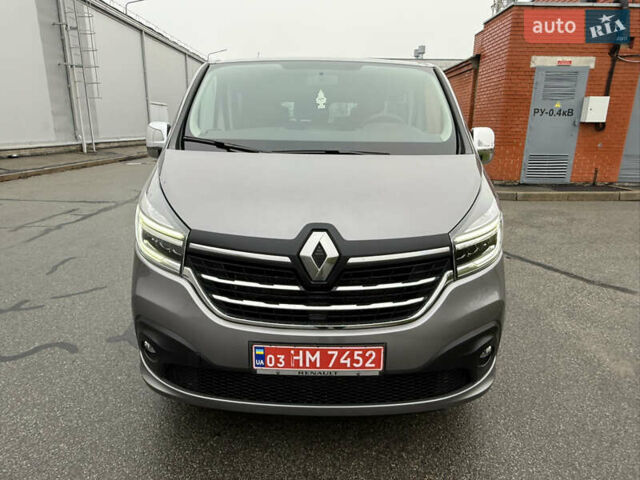 Серый Рено Трафик, объемом двигателя 2 л и пробегом 275 тыс. км за 24800 $, фото 48 на Automoto.ua