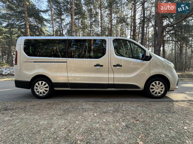 Серый Рено Трафик, объемом двигателя 2 л и пробегом 212 тыс. км за 24800 $, фото 15 на Automoto.ua