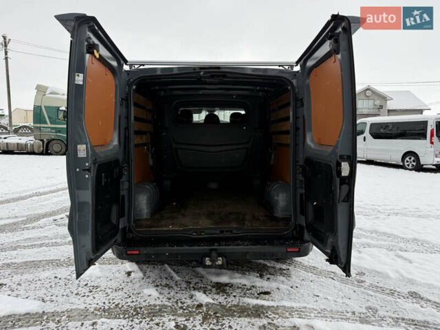 Сірий Рено Трафік, об'ємом двигуна 2 л та пробігом 199 тис. км за 29900 $, фото 49 на Automoto.ua