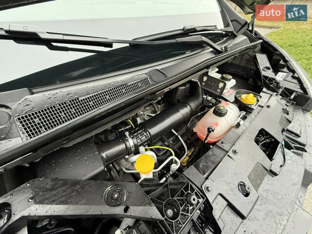 Серый Рено Трафик, объемом двигателя 2 л и пробегом 275 тыс. км за 24800 $, фото 45 на Automoto.ua