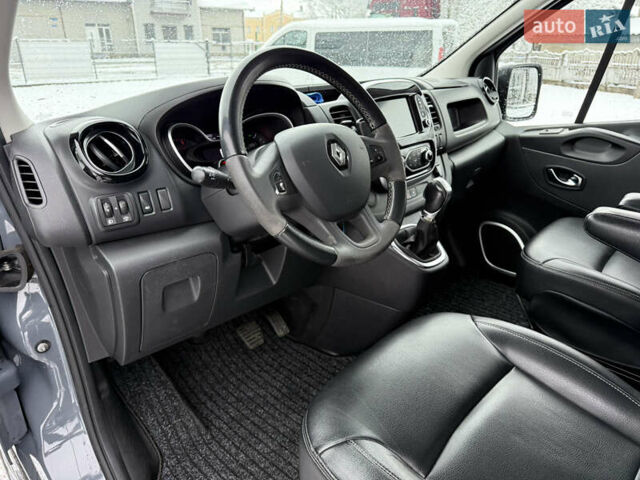 Сірий Рено Трафік, об'ємом двигуна 2 л та пробігом 199 тис. км за 29900 $, фото 63 на Automoto.ua