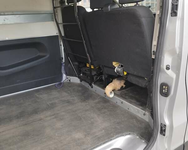 Серый Рено Трафик, объемом двигателя 2 л и пробегом 212 тыс. км за 16300 $, фото 32 на Automoto.ua