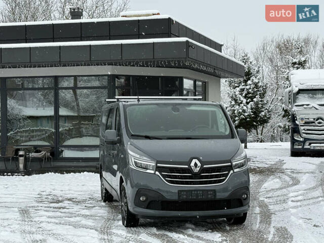 Сірий Рено Трафік, об'ємом двигуна 2 л та пробігом 199 тис. км за 29900 $, фото 81 на Automoto.ua