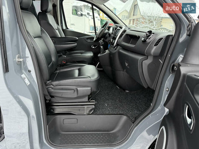 Сірий Рено Трафік, об'ємом двигуна 2 л та пробігом 199 тис. км за 29900 $, фото 35 на Automoto.ua