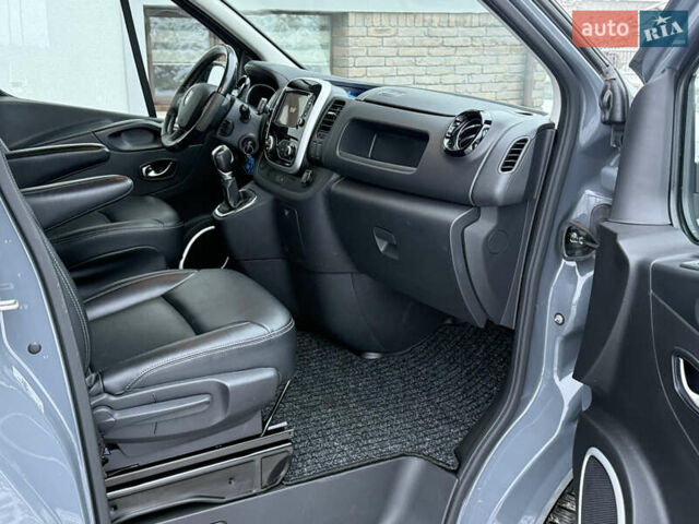 Сірий Рено Трафік, об'ємом двигуна 2 л та пробігом 199 тис. км за 29900 $, фото 157 на Automoto.ua