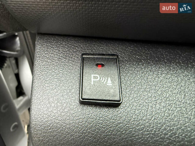 Сірий Рено Трафік, об'ємом двигуна 2 л та пробігом 135 тис. км за 34800 $, фото 54 на Automoto.ua