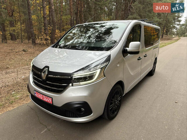 Сірий Рено Трафік, об'ємом двигуна 2 л та пробігом 135 тис. км за 34800 $, фото 5 на Automoto.ua