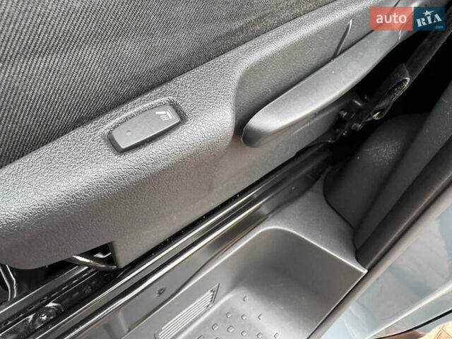 Сірий Рено Трафік, об'ємом двигуна 2 л та пробігом 209 тис. км за 21800 $, фото 47 на Automoto.ua