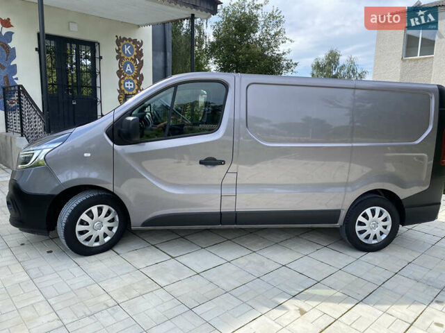 Серый Рено Трафик, объемом двигателя 2 л и пробегом 245 тыс. км за 17500 $, фото 7 на Automoto.ua