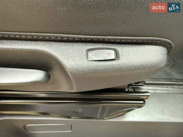 Сірий Рено Трафік, об'ємом двигуна 2 л та пробігом 135 тис. км за 34800 $, фото 74 на Automoto.ua