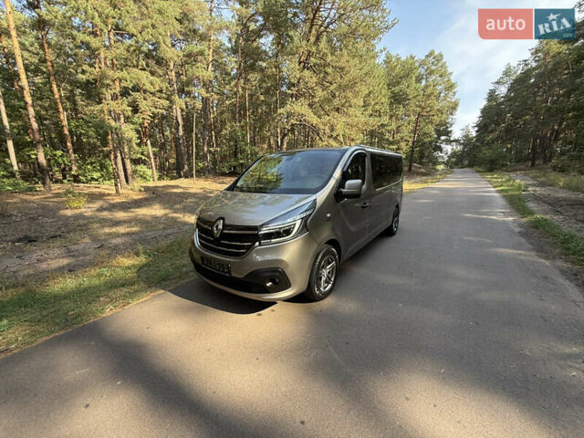 Сірий Рено Трафік, об'ємом двигуна 2 л та пробігом 190 тис. км за 24800 $, фото 58 на Automoto.ua