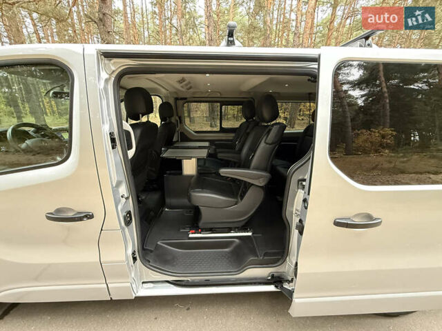 Сірий Рено Трафік, об'ємом двигуна 2 л та пробігом 135 тис. км за 34800 $, фото 97 на Automoto.ua