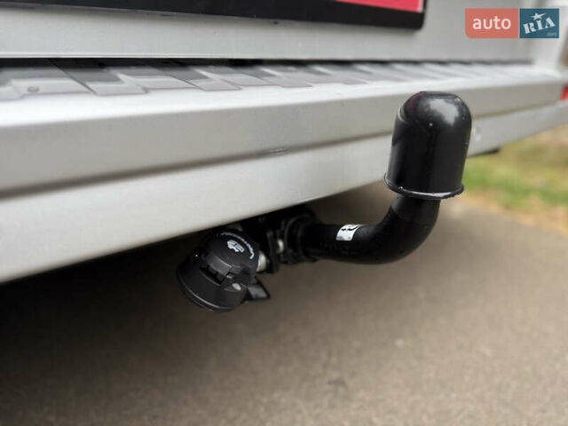 Сірий Рено Трафік, об'ємом двигуна 2 л та пробігом 135 тис. км за 34800 $, фото 26 на Automoto.ua