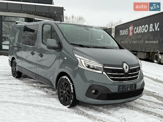 Сірий Рено Трафік, об'ємом двигуна 2 л та пробігом 199 тис. км за 29900 $, фото 18 на Automoto.ua