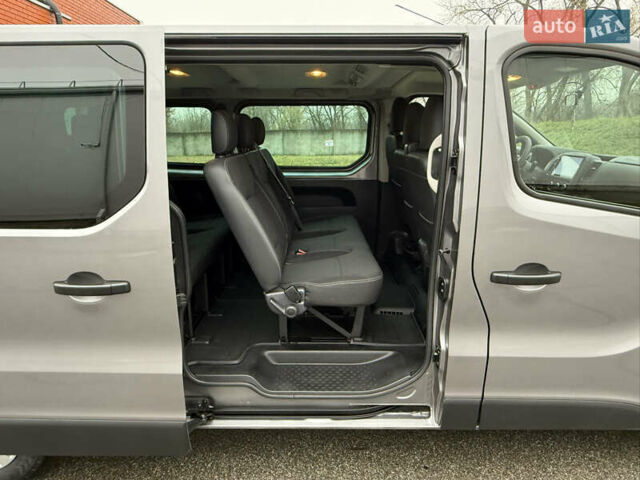 Серый Рено Трафик, объемом двигателя 2 л и пробегом 275 тыс. км за 24800 $, фото 37 на Automoto.ua