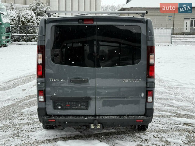Сірий Рено Трафік, об'ємом двигуна 2 л та пробігом 199 тис. км за 29900 $, фото 89 на Automoto.ua