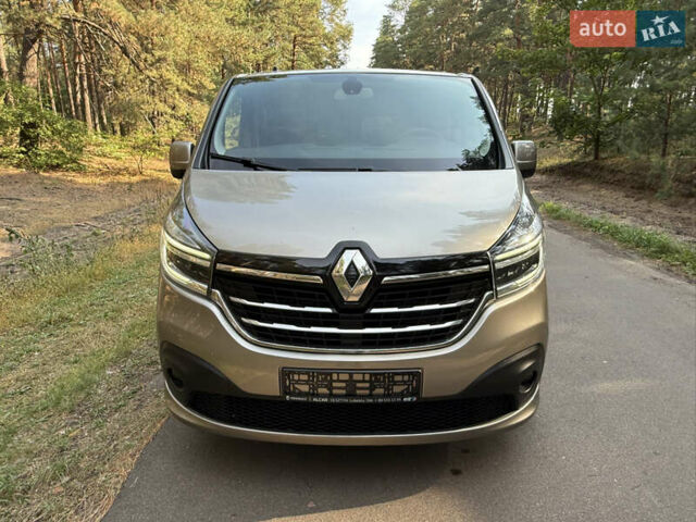 Сірий Рено Трафік, об'ємом двигуна 2 л та пробігом 190 тис. км за 24800 $, фото 26 на Automoto.ua