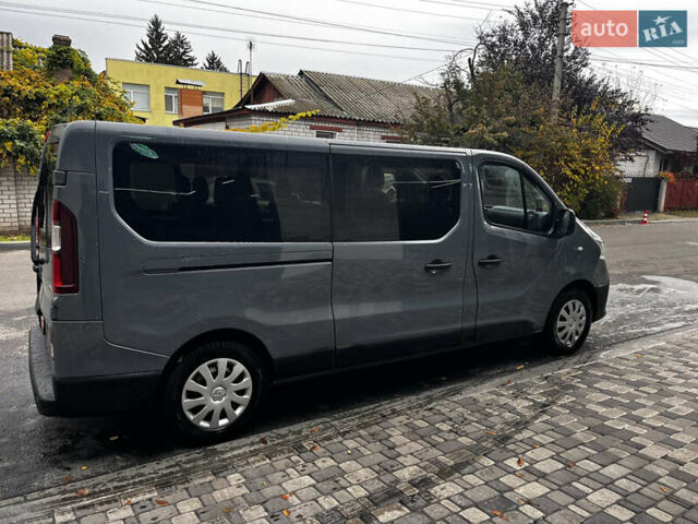 Сірий Рено Трафік, об'ємом двигуна 2 л та пробігом 227 тис. км за 26770 $, фото 7 на Automoto.ua