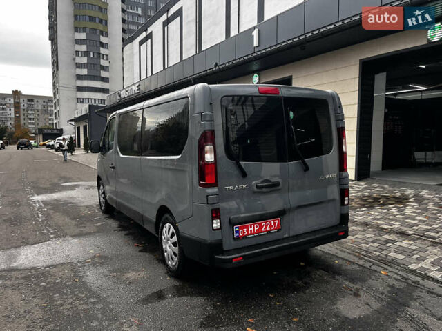 Сірий Рено Трафік, об'ємом двигуна 2 л та пробігом 227 тис. км за 26770 $, фото 6 на Automoto.ua