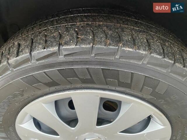 Сірий Рено Трафік, об'ємом двигуна 2 л та пробігом 210 тис. км за 21700 $, фото 8 на Automoto.ua