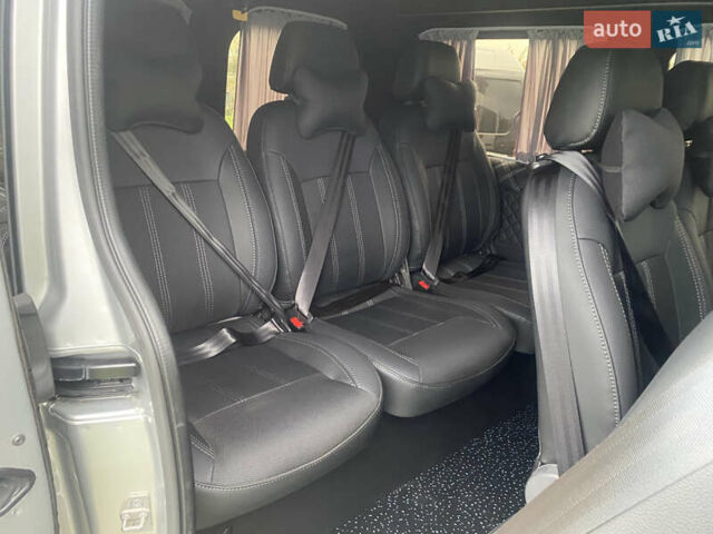 Серый Рено Трафик, объемом двигателя 2 л и пробегом 150 тыс. км за 22500 $, фото 16 на Automoto.ua